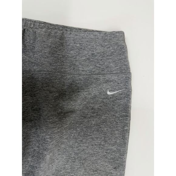 Nike Womens Capris Size Small Gray Nike Sports Short Dry Fit - Picture 2 of 10